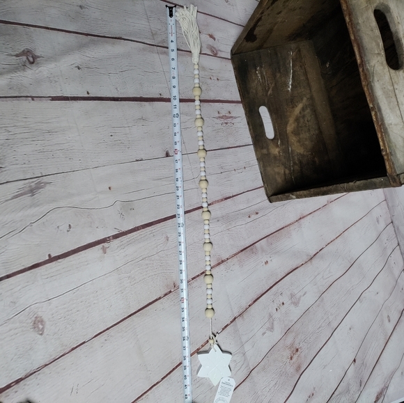 Wood Bead Garland With Snowflake - Picture 6 of 7